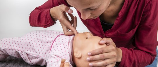 Télécharger l'affiche "Réanimer un bébé" (en anglais)